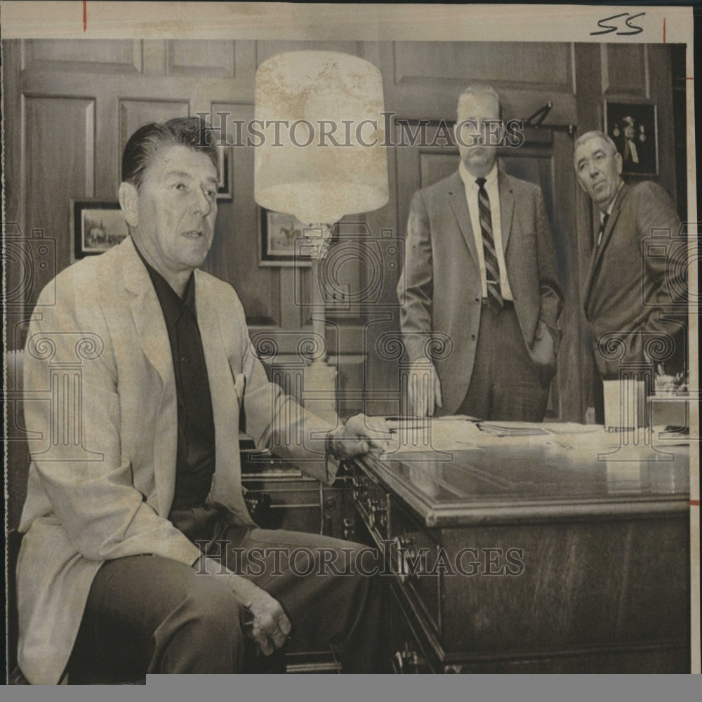 1969 Photo Gov. Ronald Reagan With His Cabinet - Historic Images
