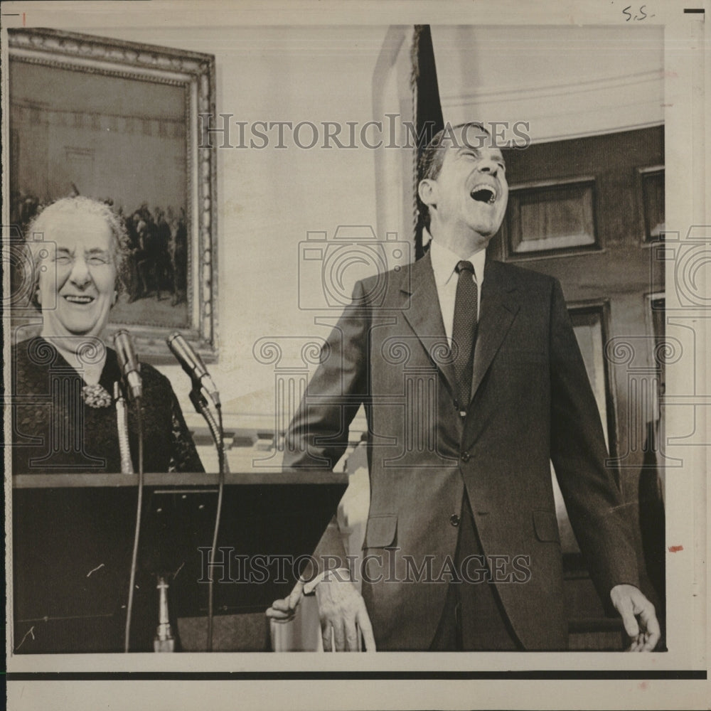 1969 Press Photo Meir, Nixon Laughing White House Talks - Historic Images