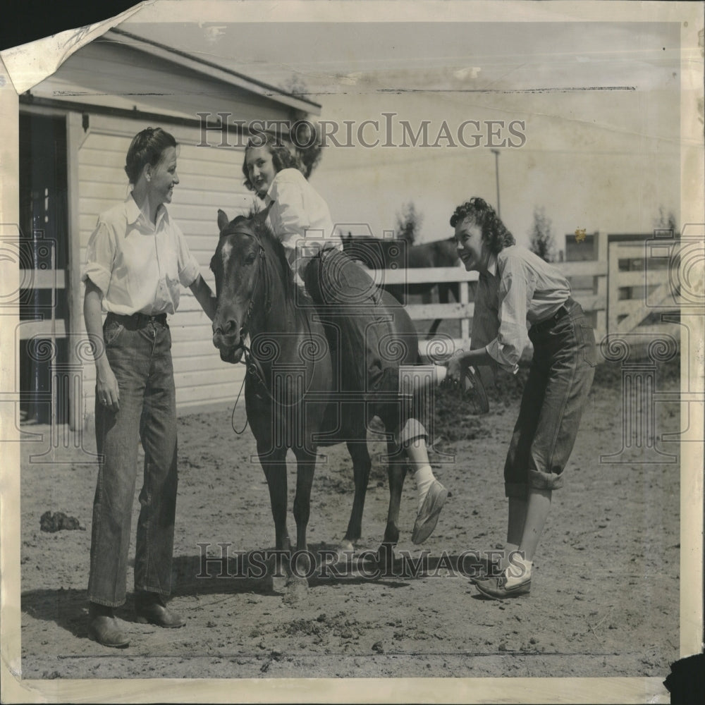 1940, Horse Show/Rodeo/Fundraiser/Denver - RRV27285 - Historic Images