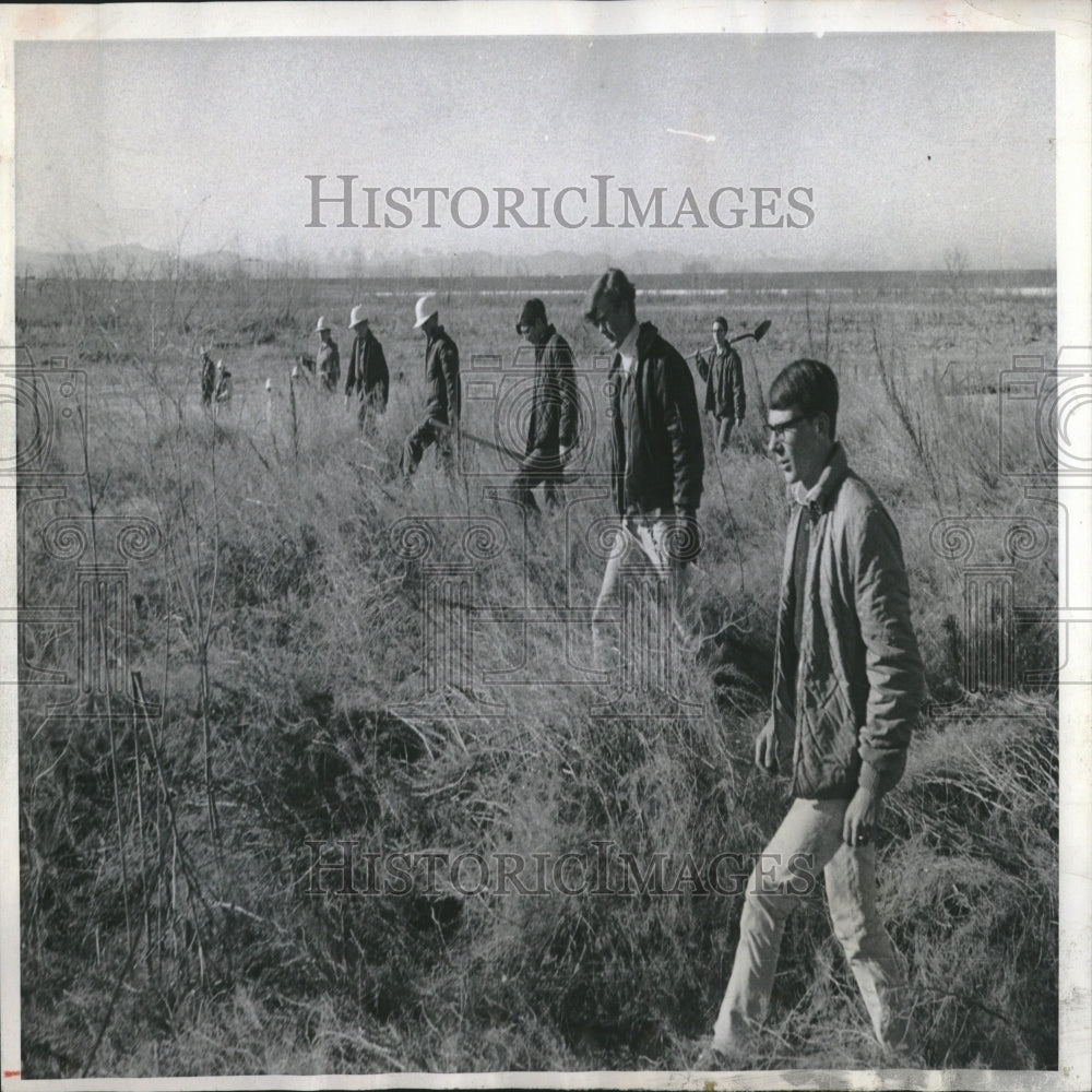 1966 Photo Rescue Patrol Search For Charles Croker Body - Historic Images