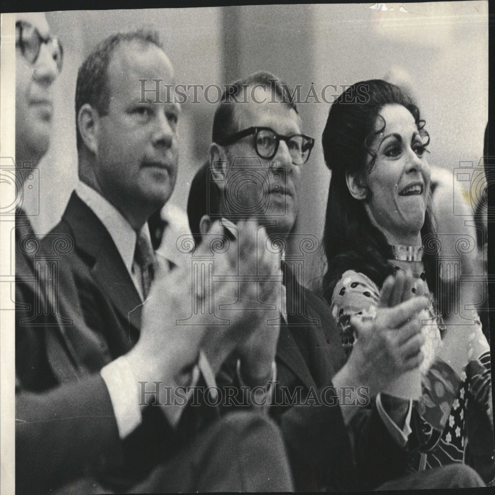 1971 Carol Lawrence John Bashcen Osborn - Historic Images