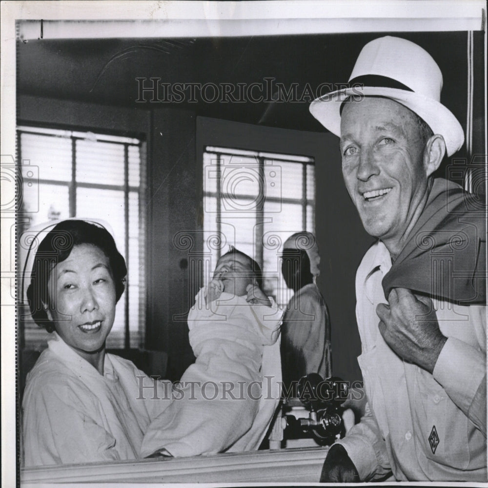 1958 Press Photo Bing Crosby Family - RRV27619 - Historic Images