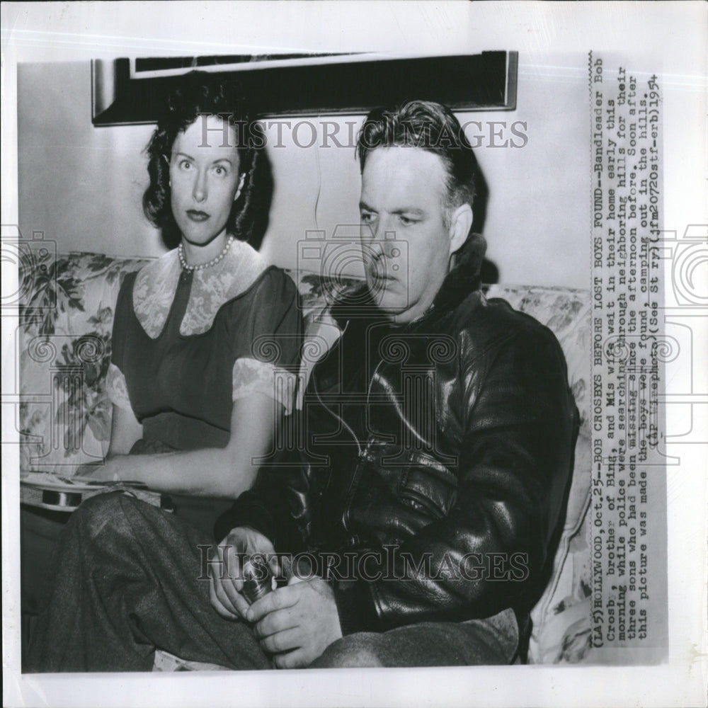 1954 Bob Crosby &amp; wife wait for lost sons - Historic Images