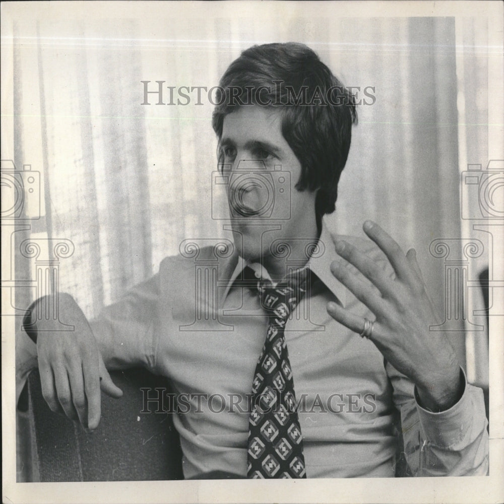 1971 John Kerry Antiwar Vet - Historic Images