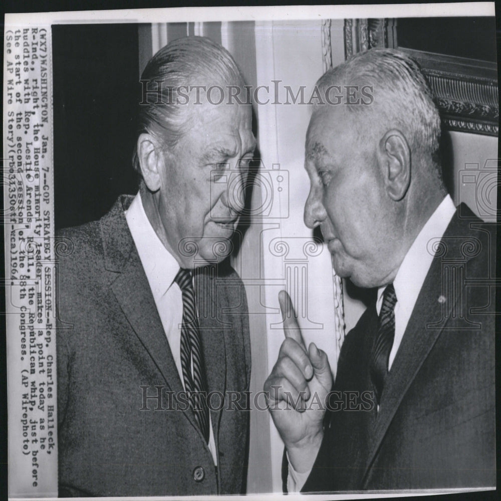 1964 Press Photo Rep Charles Halleck Leslie Arneds ILL - Historic Images