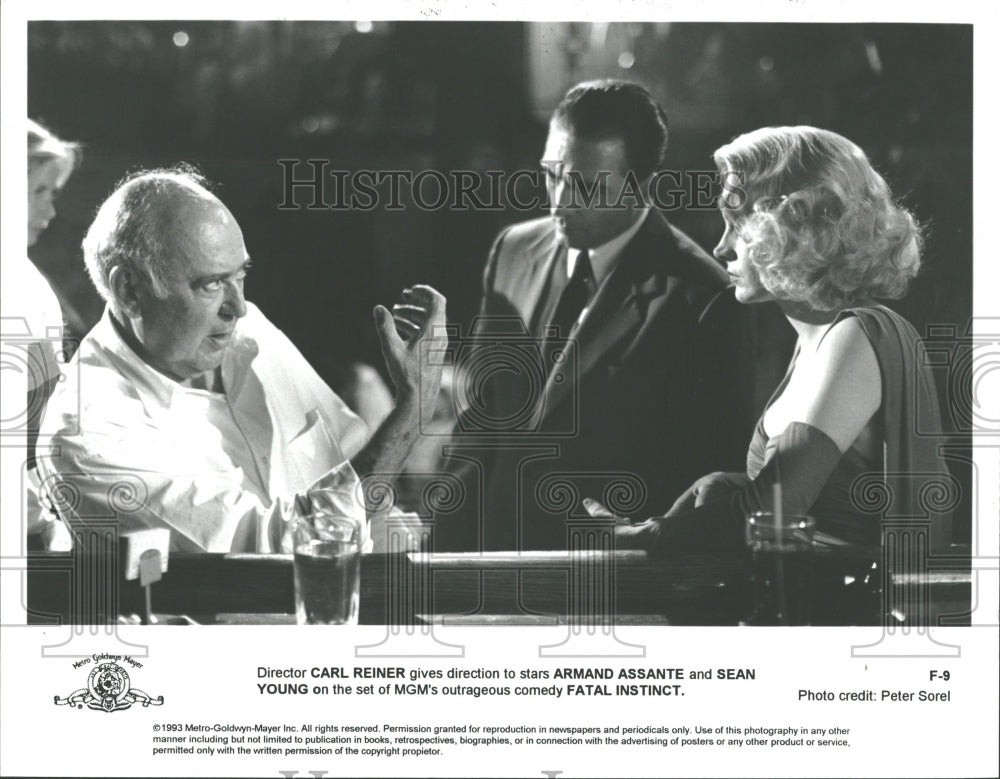 1999 Director Carl Reinder Fatal Instinct - Historic Images