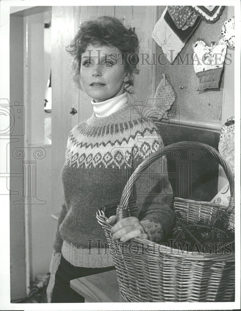 1983, Lee Remick Love Gift Christmas Story - RRV31047 - Historic Images