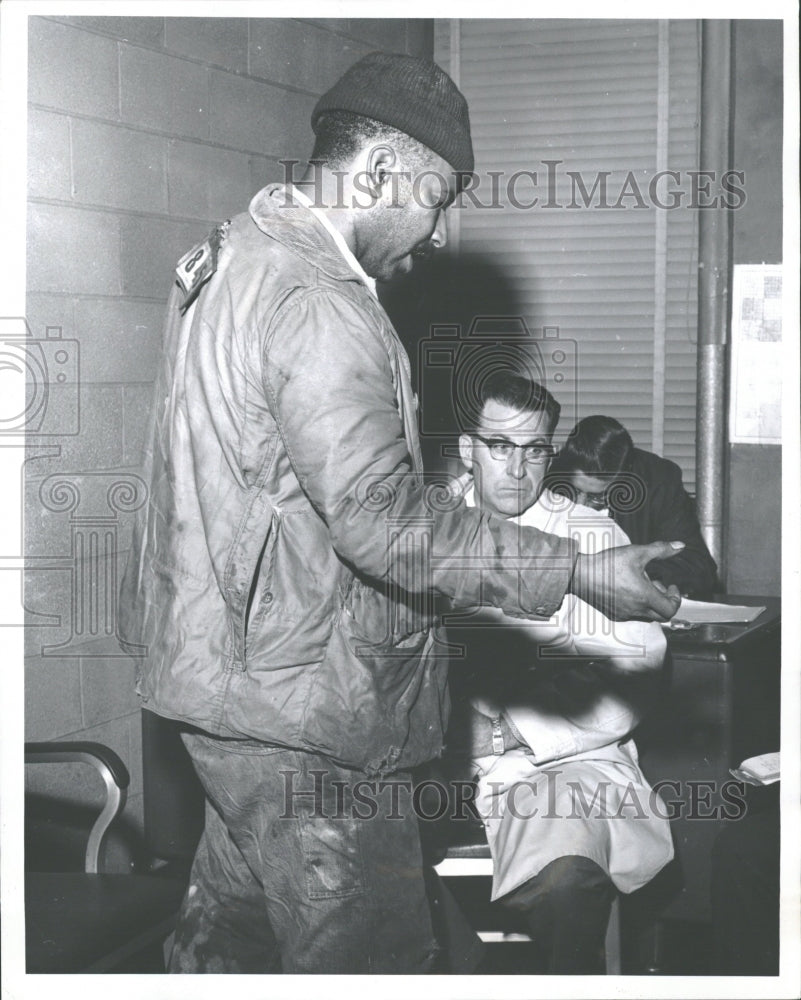 1965 Press Photo Lawrence Rice French Howard Johnson - RRV31465 - Historic Images