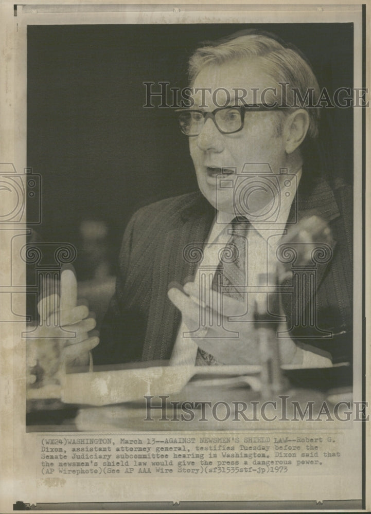 1973 Press Photo Sen Robert Dixon Washington Judiciary - RRV32175 - Historic Images