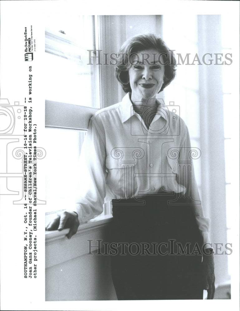 1992 Press Photo Joan Ganz Cooney Children Television - RRV32237 - Historic Images