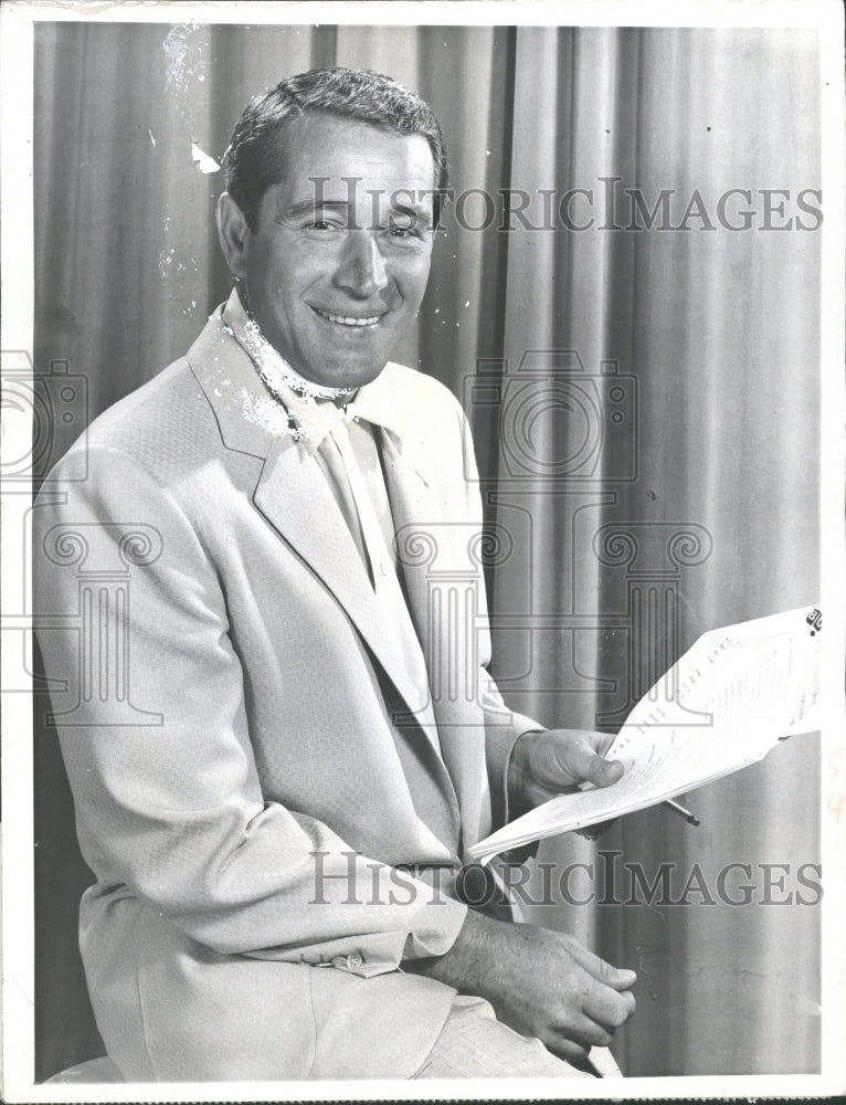 1957 Press Photo Perry Como Singer Perry Como Show - RRV32259 - Historic Images