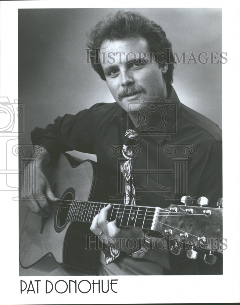 1987 Press Photo Pat Donohue Fingerstyle Guitarist - Historic Images