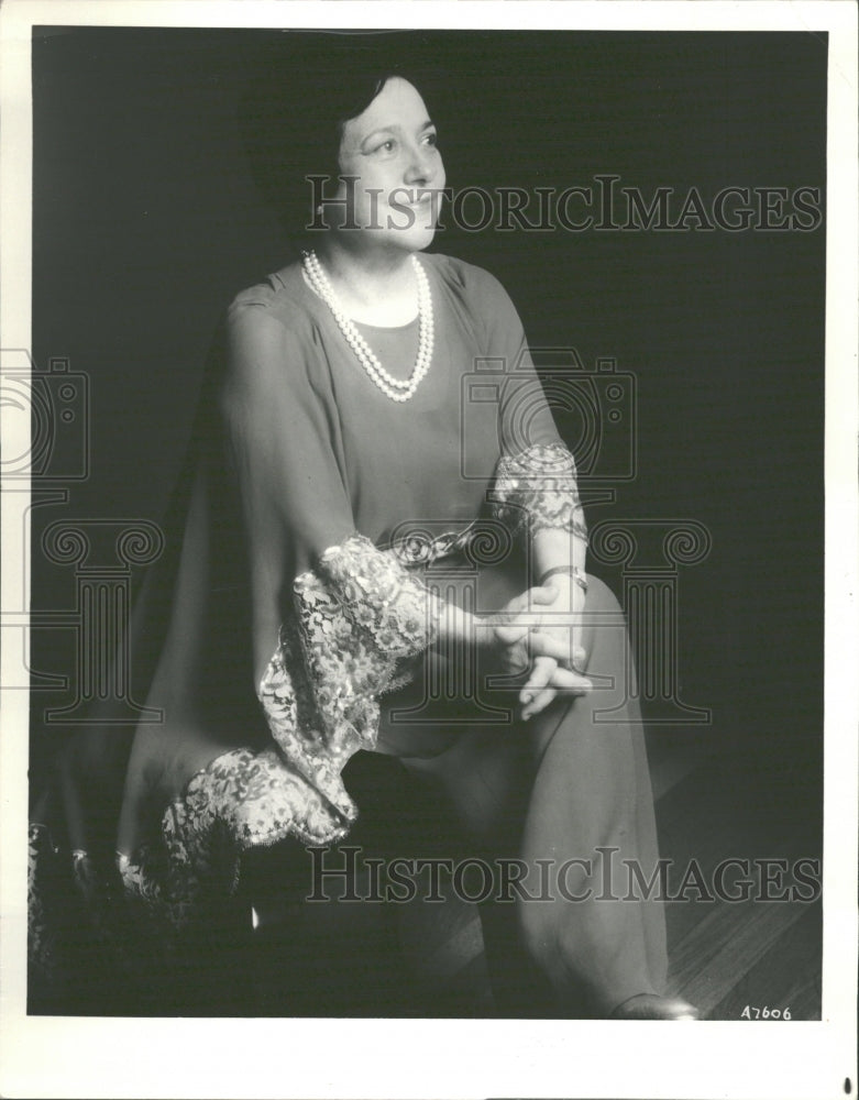 1981, Alicia de Larrocha Spanish Pianist - RRV32727 - Historic Images