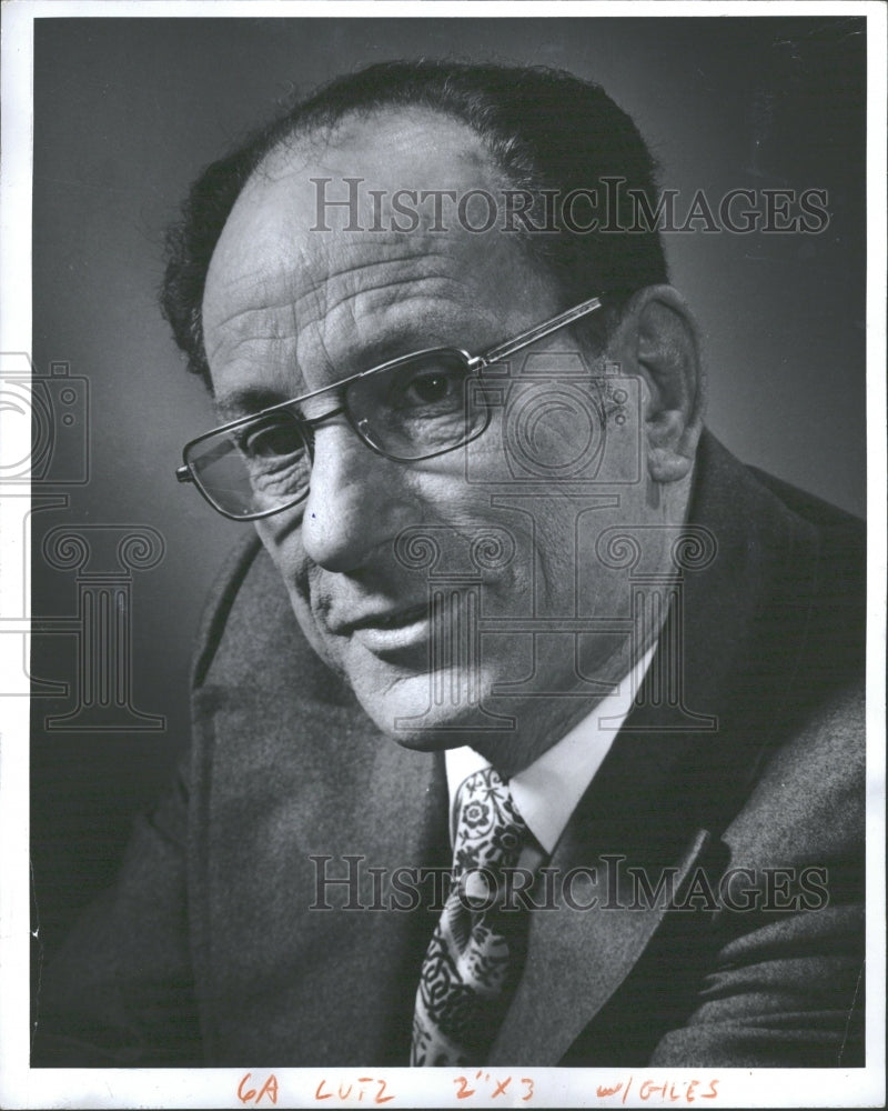 1973 Press Photo William Lutz Portrait Closeup - RRV33461 - Historic Images