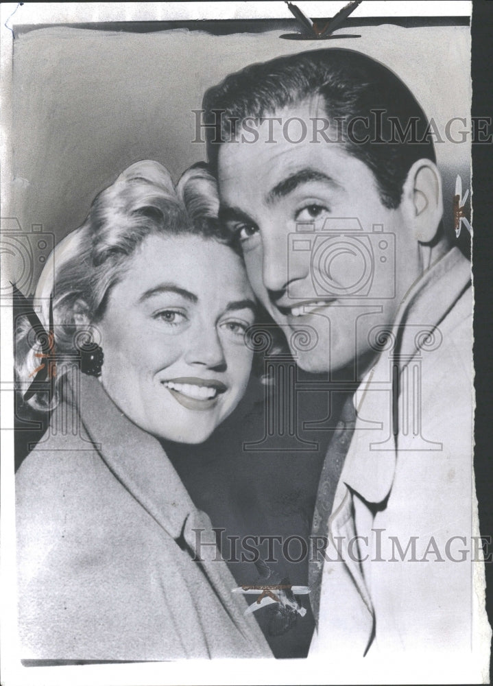 1959 Actor Couple Bergerac Malone - Historic Images