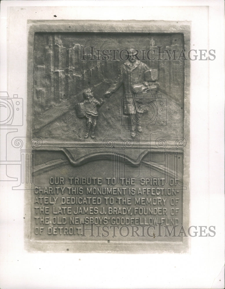 1935, Monument National Joe Bradly Bella - RRV33703 - Historic Images