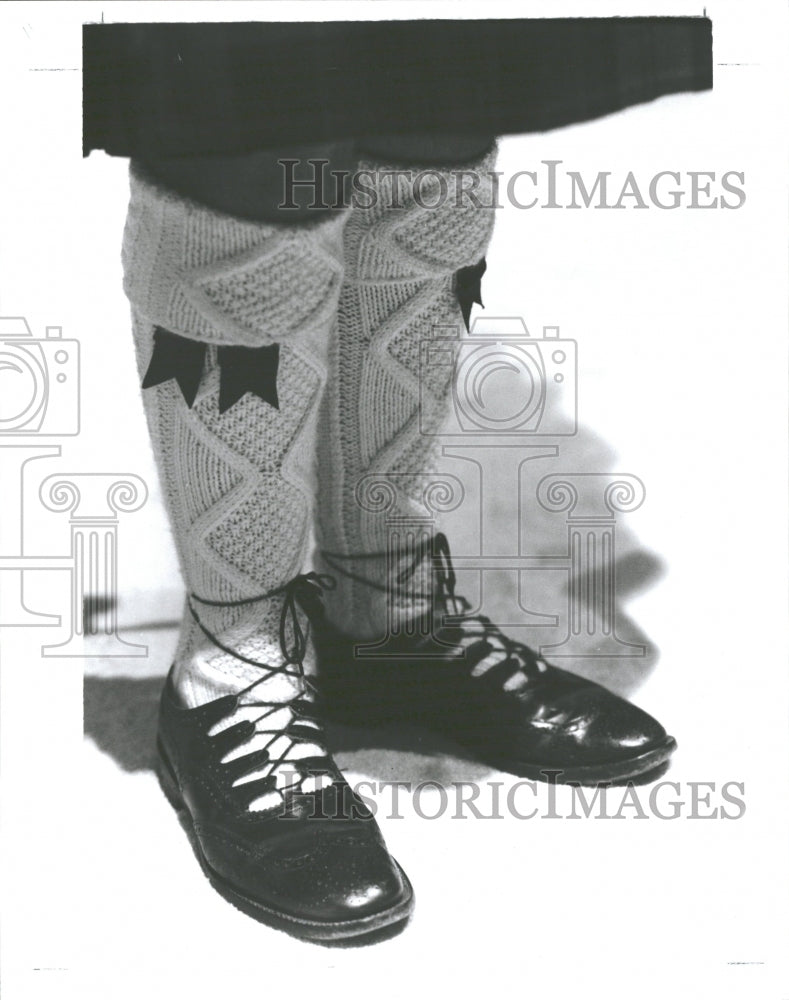 1991, Clothing- Shoes - RRV33831 - Historic Images