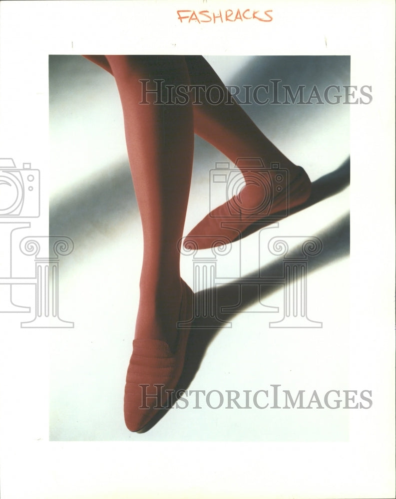 1991 Liz Claiborne-Clothing-Shoes - Historic Images