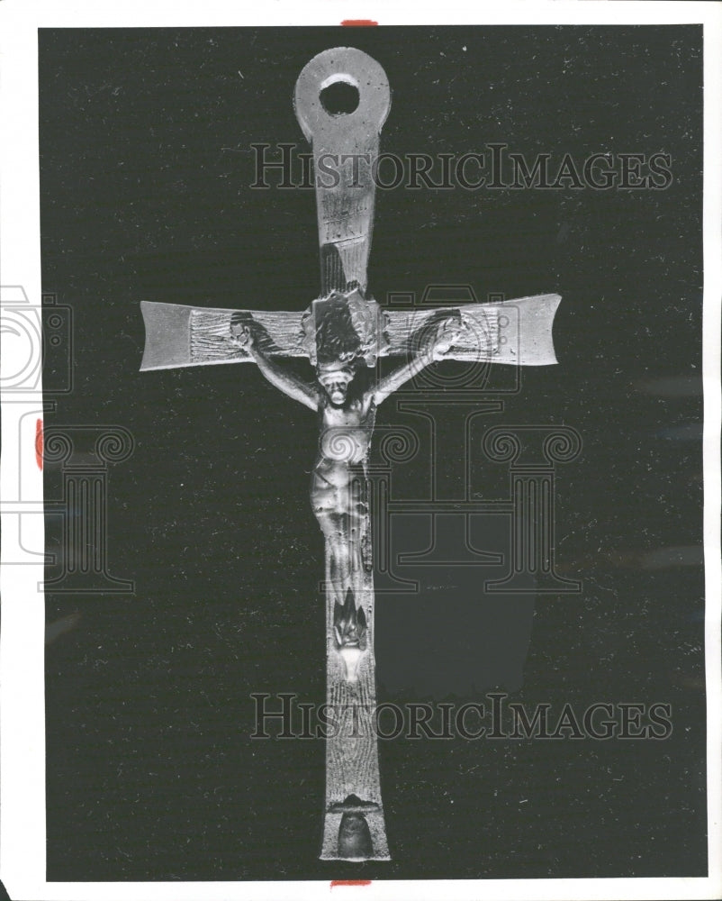 1957 Press Photo English Cross,from York Cathedral - RRV33901 - Historic Images