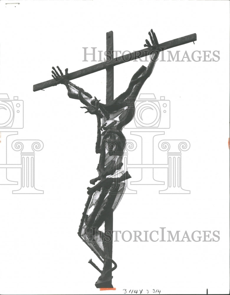 1962 Press Photo Crucifixion Cross Art - RRV33909 - Historic Images