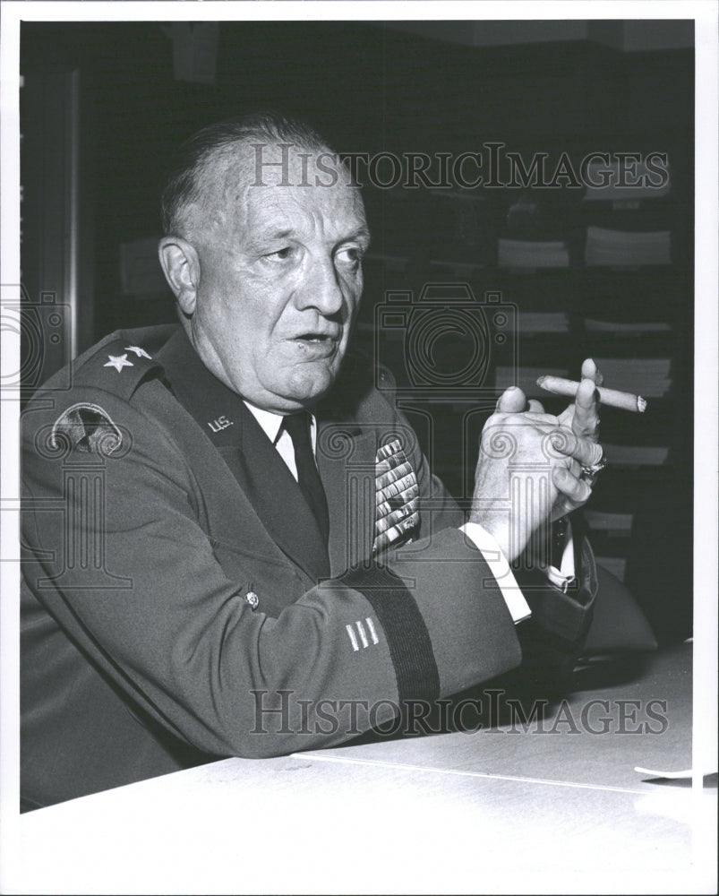 1961 Press Photo General Arthur Traudeau Military man - RRV34863 - Historic Images