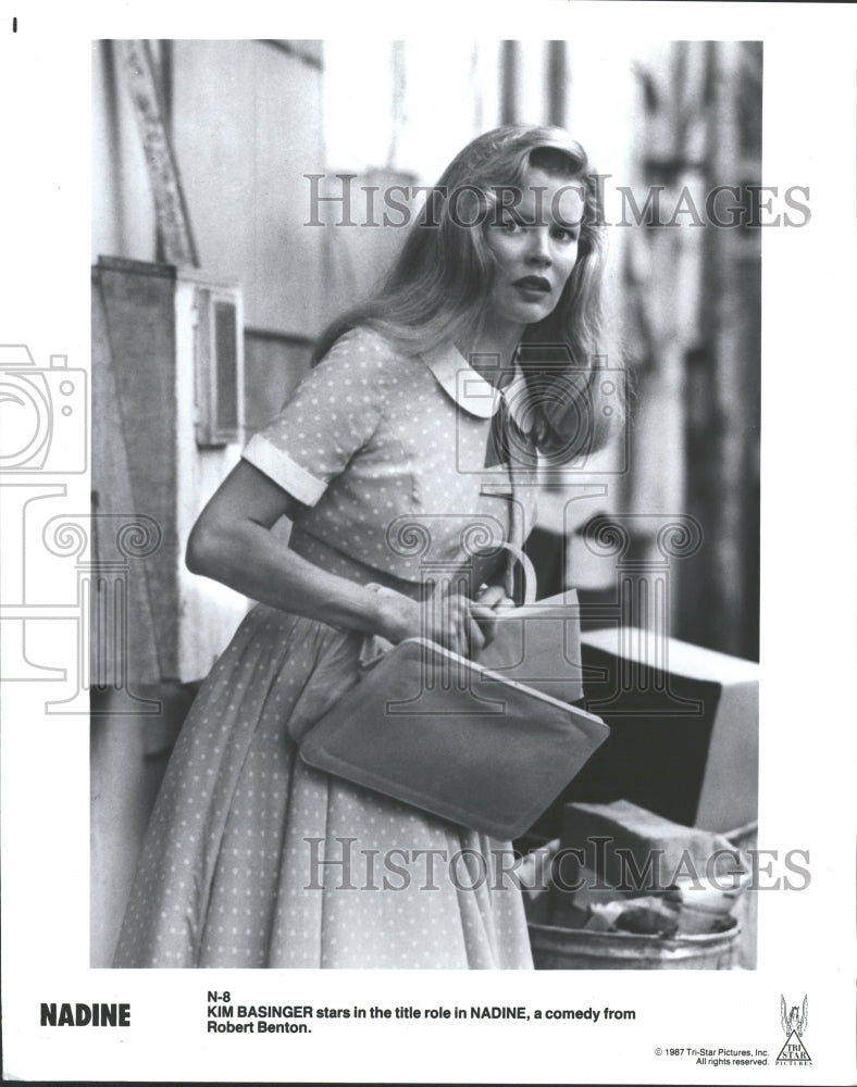 1987 Photo Actress Kim Basinger Stars In &quot;Nadine&quot; - RRV35191 - Historic Images
