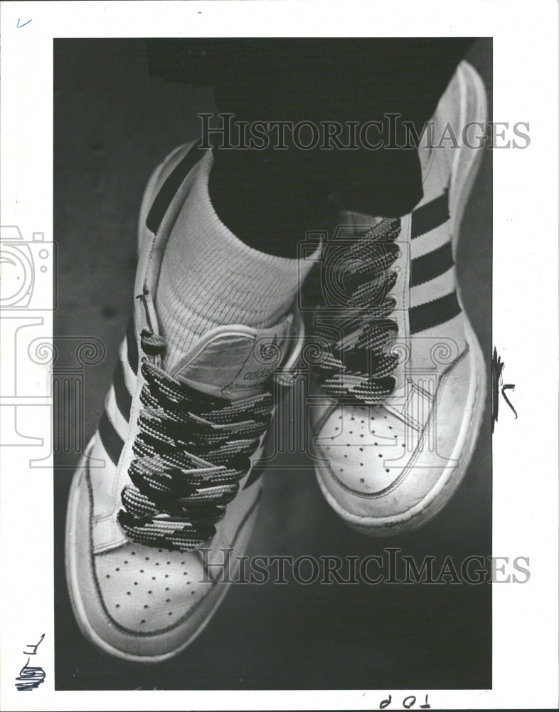 1984 Press Photo Leather Tennis Shoes With Fat Laces - RRV35971 - Historic Images