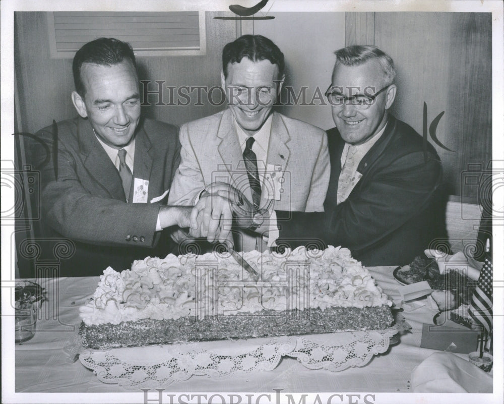 1957 Michigan Highway Commission members - Historic Images