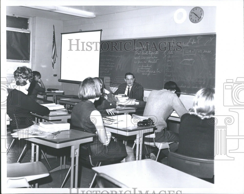 1968 Jerome Pavlow/Carlson School/Michigan - Historic Images