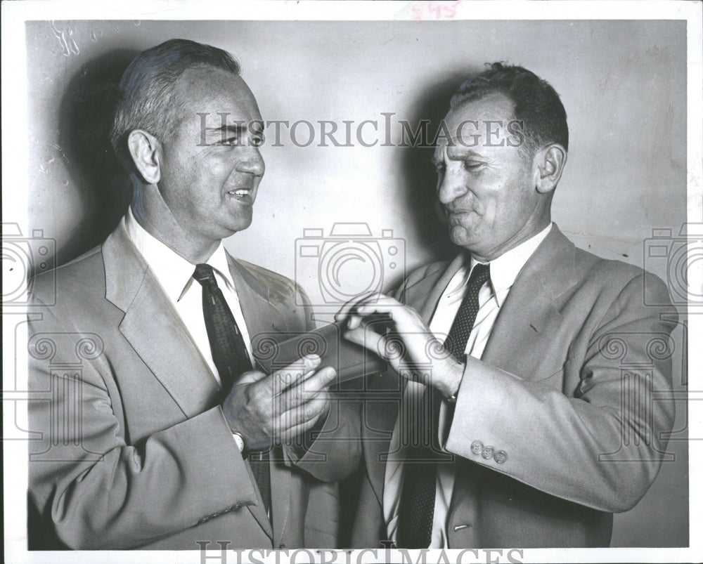 1957 Press Photo Detroit Welcome Zohar Schools Inspect - RRV36745 - Historic Images