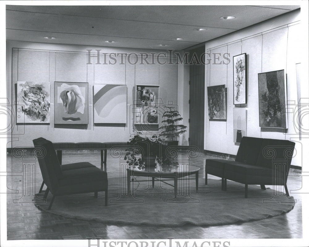 1966 Press Photo Gallery grouping South wing Building - RRV36997 - Historic Images