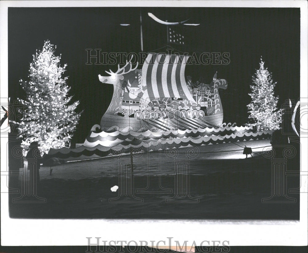 1972 Christmas Johnson Michigan Whitter - Historic Images