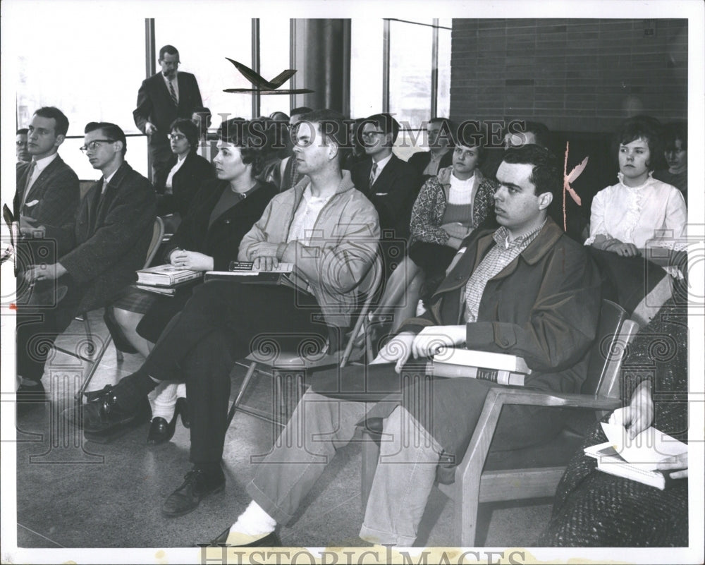 1962 Student Listen - Historic Images