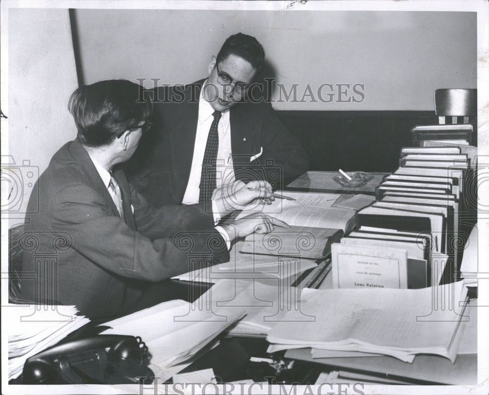 1957 Press Photo Representative Michigan Russell Strang - Historic Images