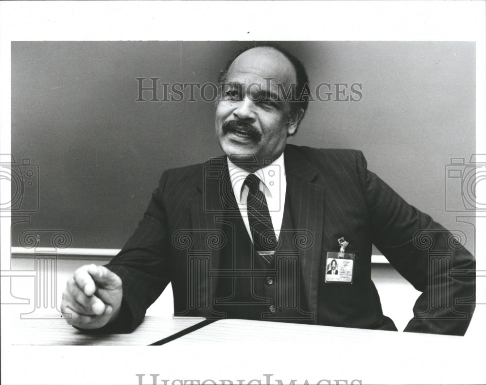 1987 Educational Dir. Claude Triplett - Historic Images