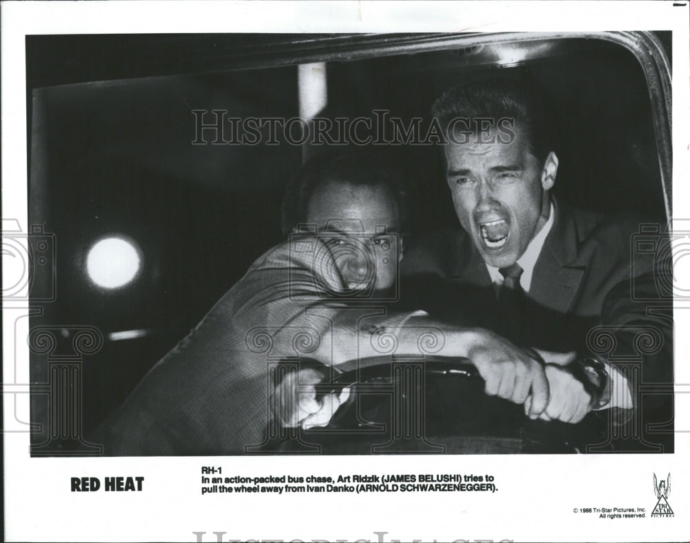 1988 Press Photo Scene From Film &quot;Red Heat&quot; - RRV39161- Historic Images