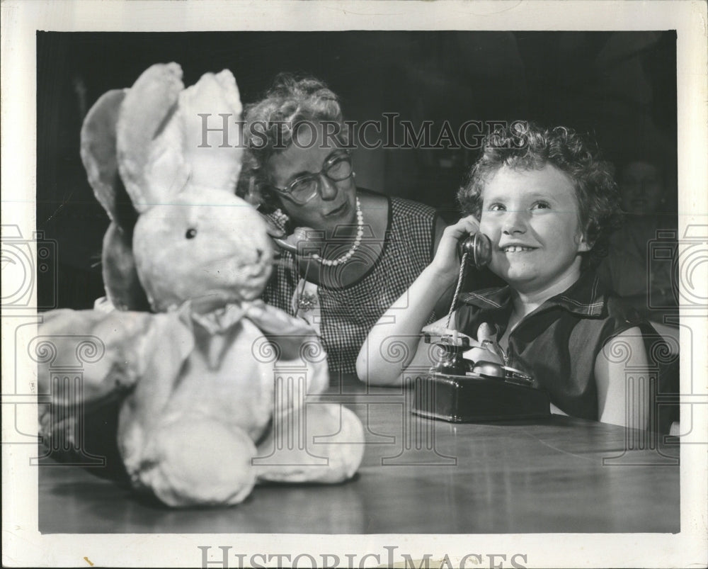 1955 Mrs Julia Mulloy Jillian Levinson Work - Historic Images