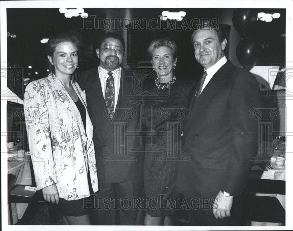 1991 Press Photo Karen Pritzker Biographer Historian - RRV40607 - Historic Images