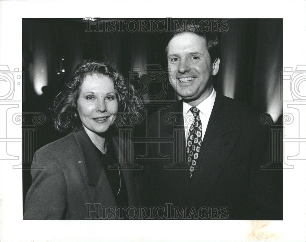 1990 Press Photo Eileen Brennan Joe McElroy Neiman Show - Historic Images