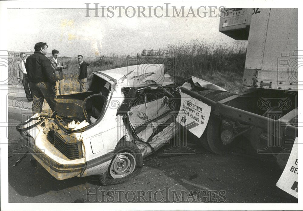 1980 Press Photo Buffalo Grove man dies crash robert - RRV40885 - Historic Images