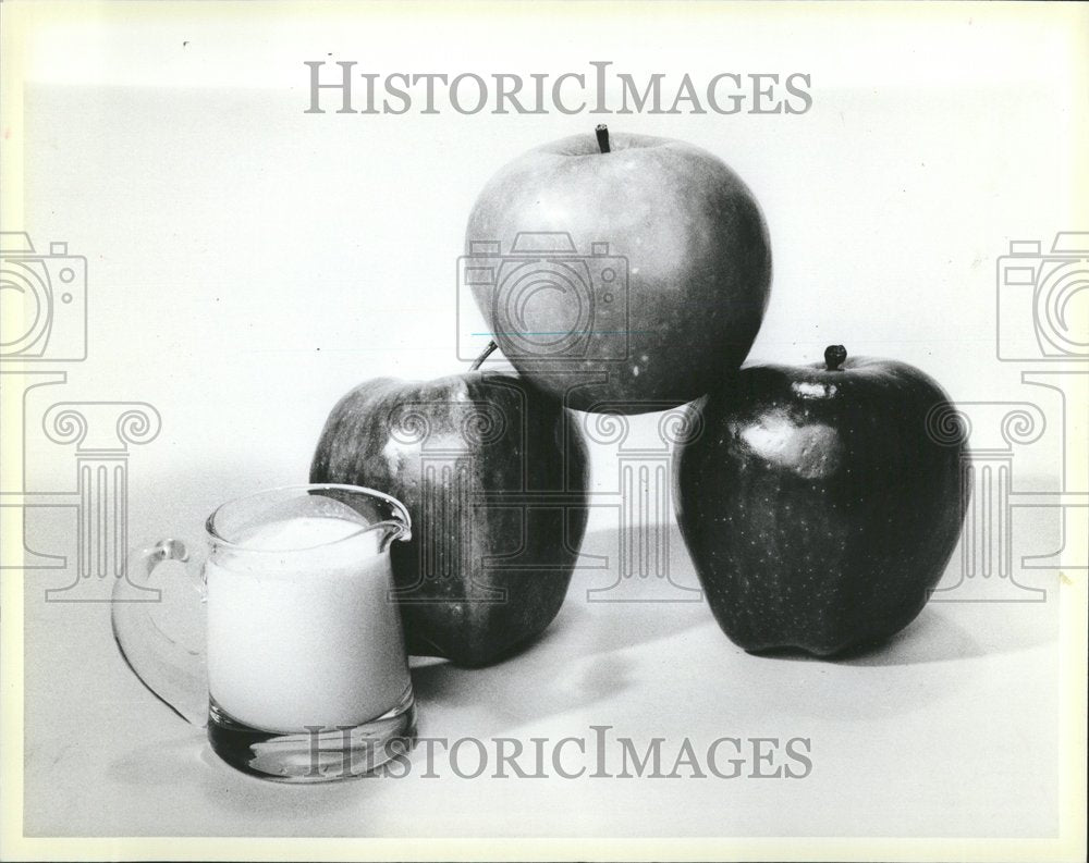 1986 Apples, Raisins &amp; Ginger - Historic Images