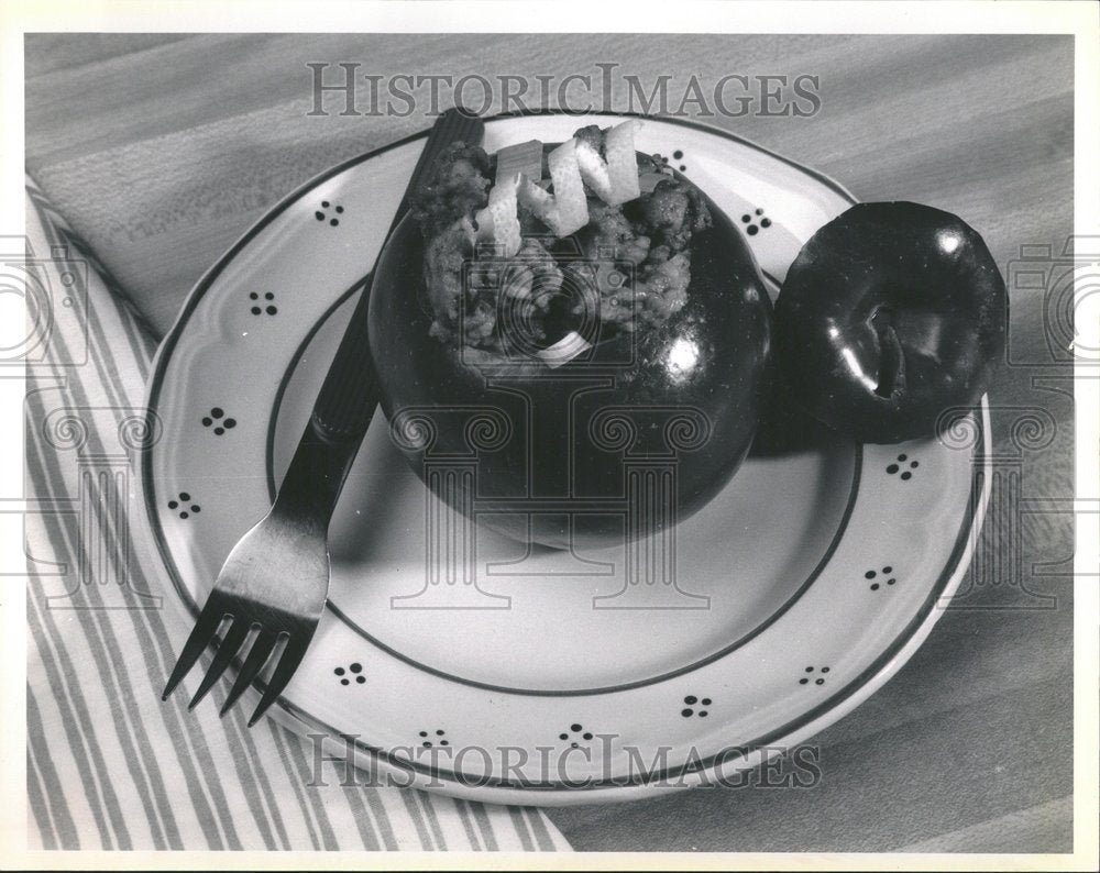 1990 baked apples stuffed lemon ginger saus - Historic Images