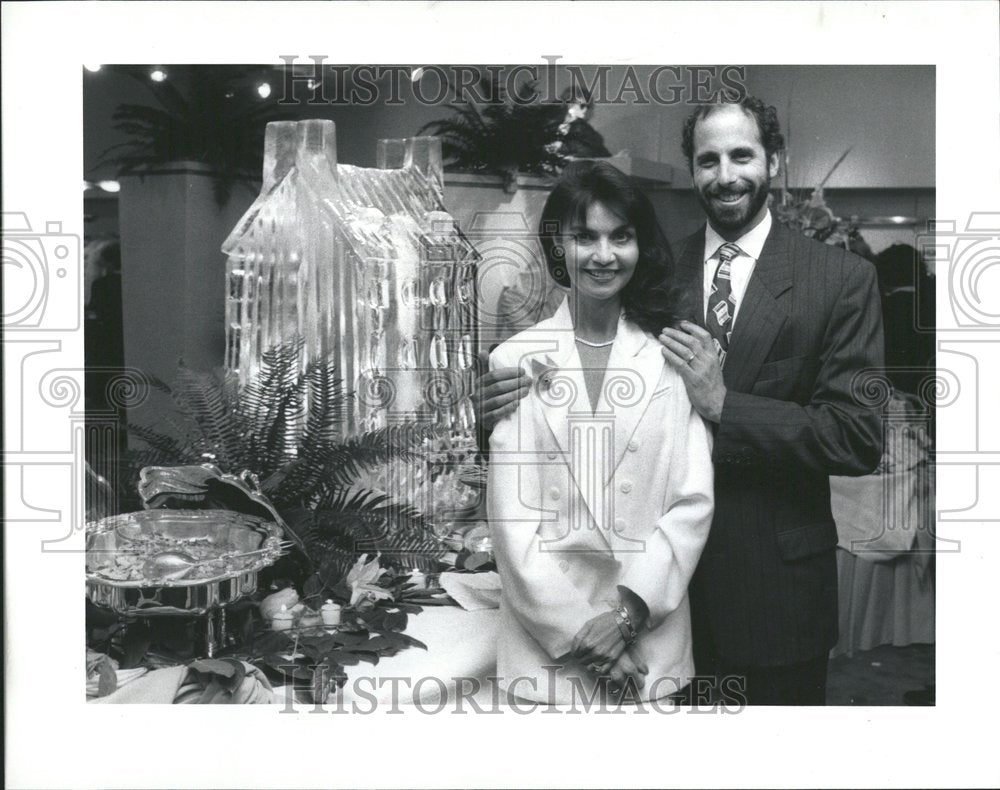 1990 Bonaventure House Benefit Dinner Party - Historic Images