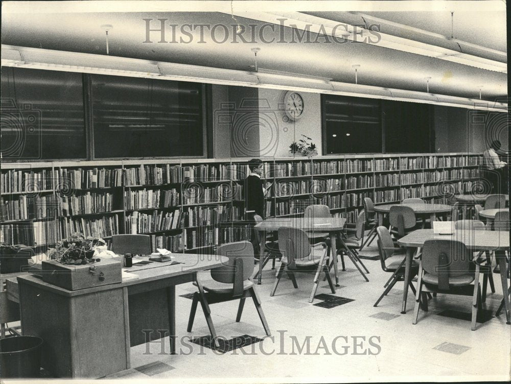 1967 Press Photo Chicago public library interiors Books - RRV41683 - Historic Images