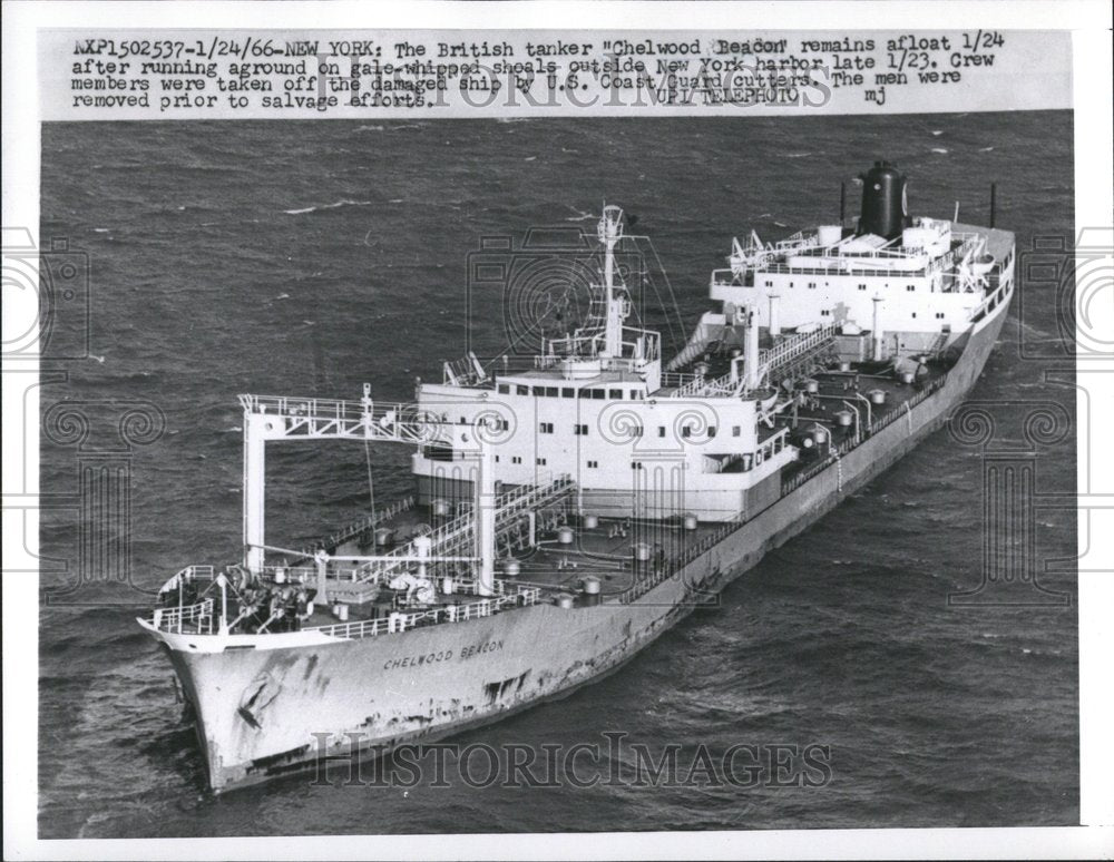 1966 Press Photo NY British tanker Chelwood Beacon gale - Historic Images