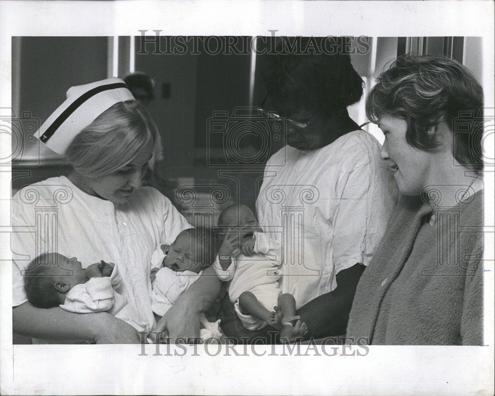 1969 Mrs Thomas Green Triplets St Francis - Historic Images