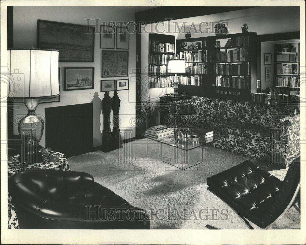 1969 Press Photo black white library home room furnish - RRV42855 - Historic Images