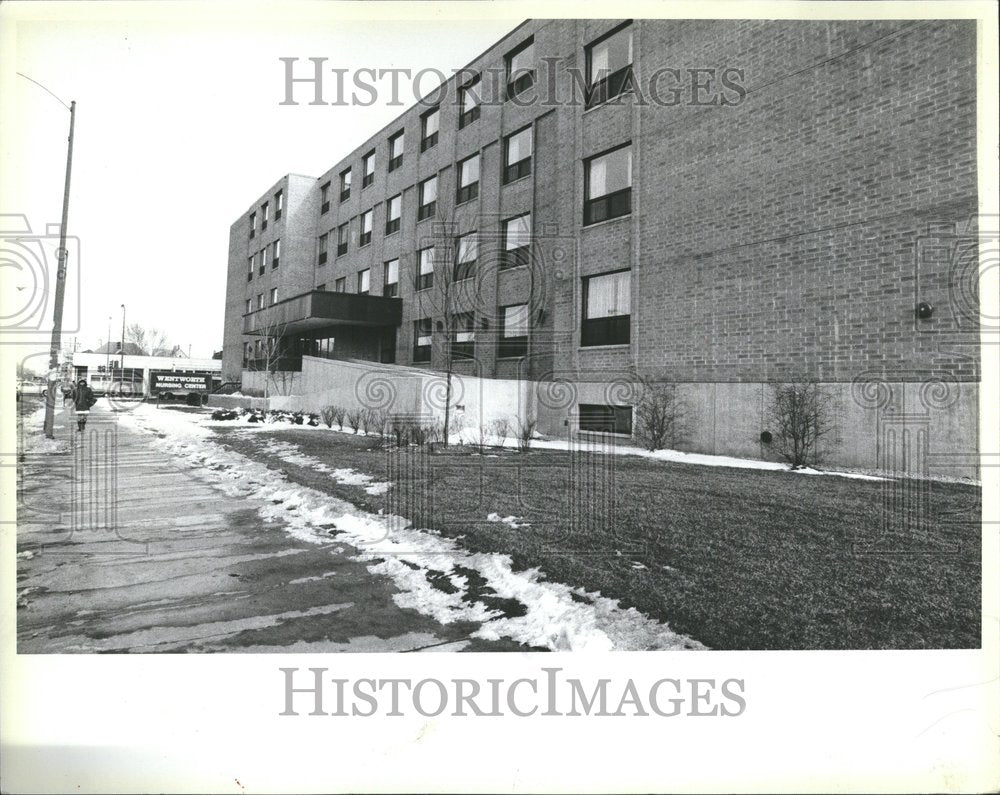 1983 Wentworth Home - Historic Images