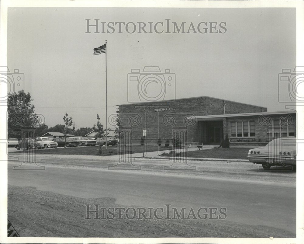 1965 Press Photo Stickney High School South Illinois - RRV43447 - Historic Images