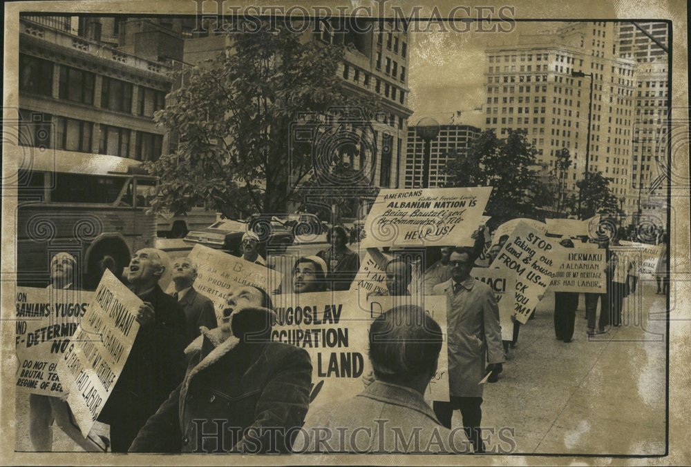 1976 Chicago Albanians March Old Republic - Historic Images